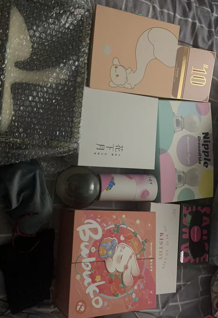 🍑：鸭鸭的杂货铺（置顶抽奖，请看简介） tweet media