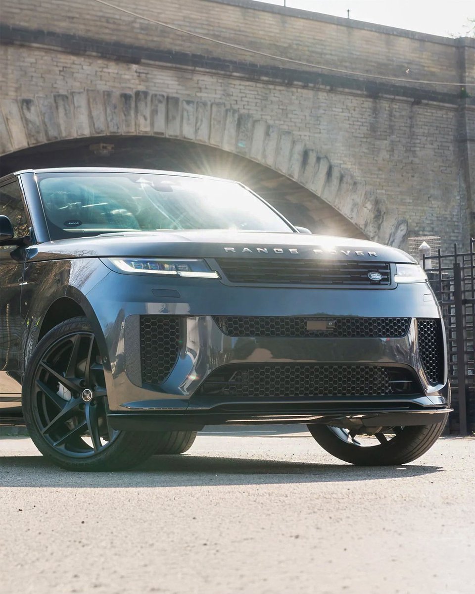 Kahn Design tweet media