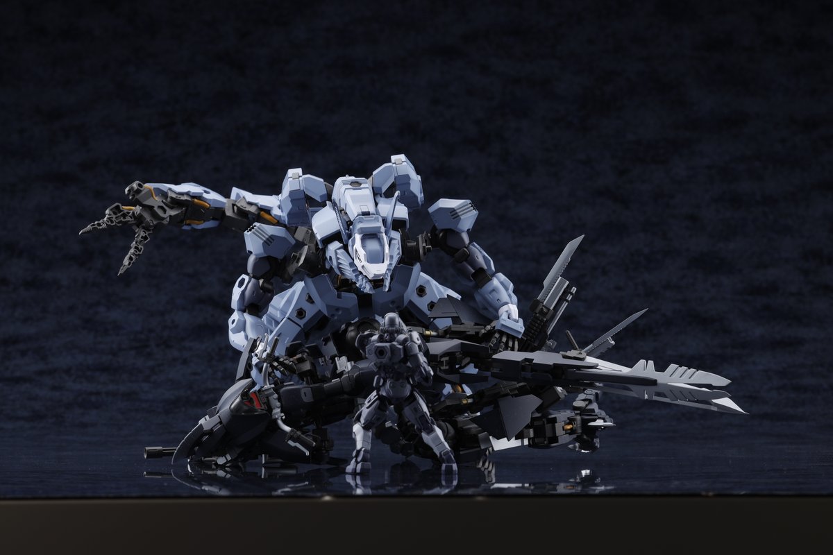 Hexagear_team's tweet photo. 【予約受付中】
ゾアテックスモードからヒューマノイドモードへ完全変形が可能な
「#ヘキサギア マーナガルム」の『獣人形態』を公開！
ご予約受付は3月3日まで！　
気になっていた方はぜひこの機会をお見逃しなく👀
https://t.co/XKJPM8obhd https://t.co/BCc5UTVqYd