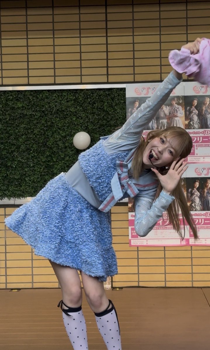 hendrix_yut 正確には違うけどみんなのMOMOさんですからねー