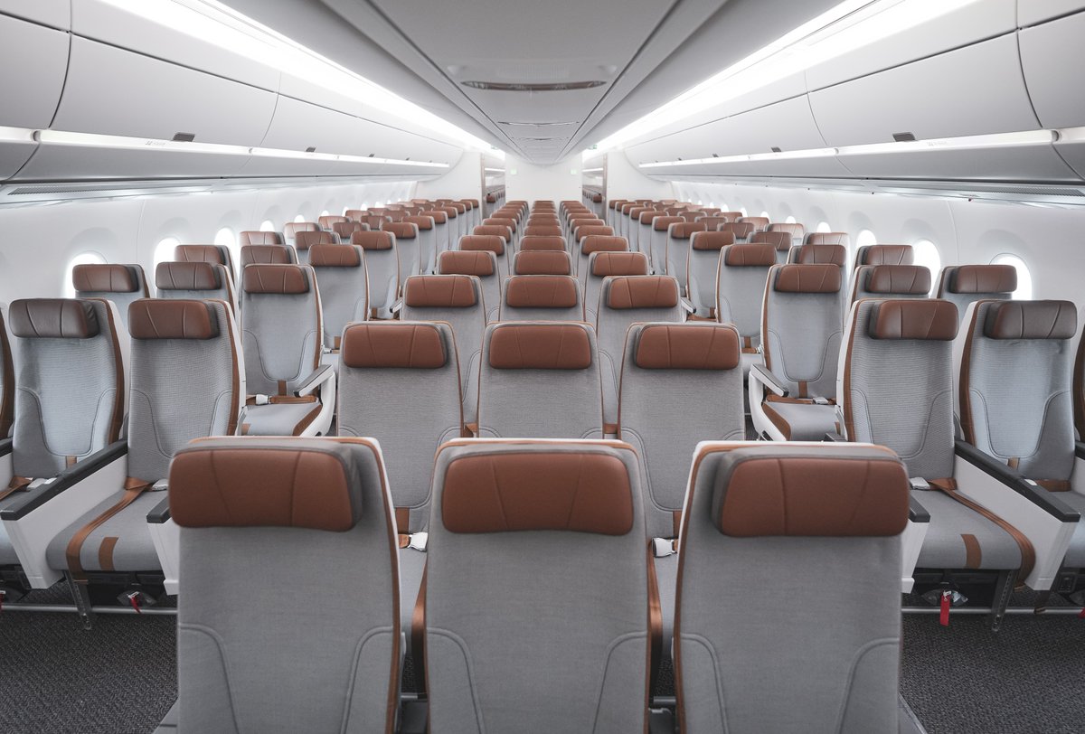 Prague Airport tweet media