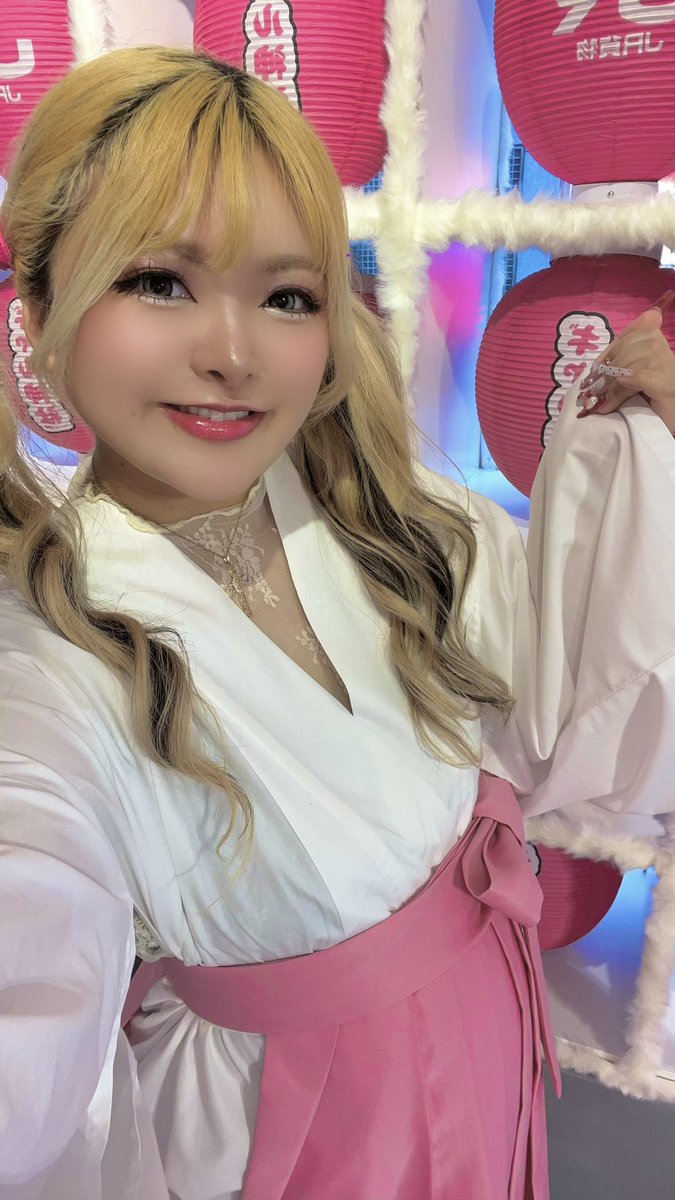 2/25(水)
デカメロンギャル部
20時-5時

⭐️SEKAI(<a href="/Sekaaaaanya/">🌈SEKAI🎸</a>)20-LAST
⭐️ともちんぱ(<a href="/pani4_tomo/">ぱにぱにぱにぱにともちんぱ</a>)20-LAST

久々の雨で浄化されたね〜っ☔️✨
感謝人生🩷🩷🩷
今日もァゲにお待ちしてます(っ ॑꒳ ॑c)🌈