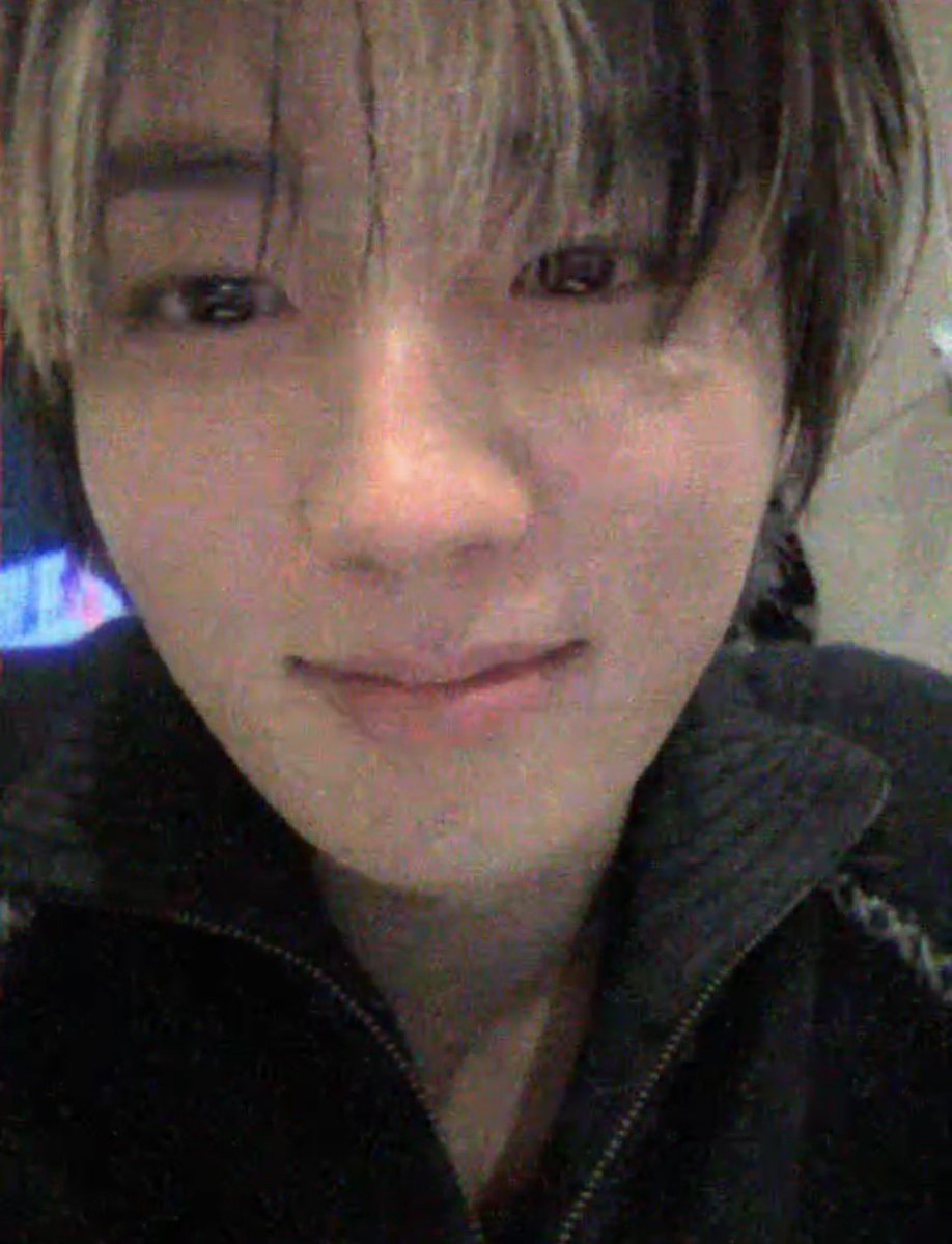 leebinuu's tweet photo. 아오 귀여워 ㅠㅠ !!!!!!! https://t.co/yi1qvpJ8SR