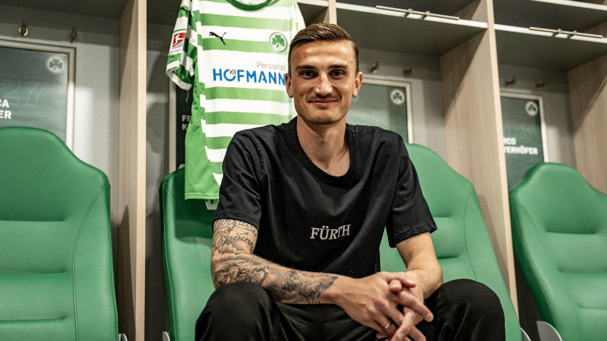 Herzlich Willkommen in Fürth, Philipp!
Wir möchten bitte dass du am 28.02 um 20:30 vor ganz Deutschland Edin Dzeko verteidigst.