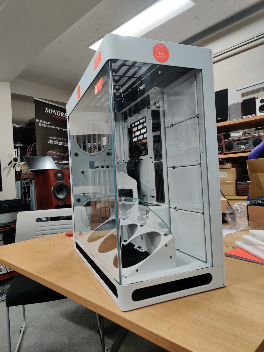HAVN 曲面ガラスピラーレスケース HAVN HS 420 VGPU Edition 入荷しました。 ホワイトモデル展示中です。 HAVN ...