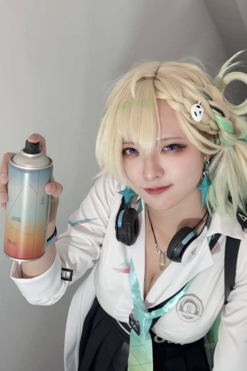 ningyo_cos's tweet photo. #鸣潮 #WutheringWaves #Lynae 
Lynae  with motorbike~！ https://t.co/jxC3KqEyYz
