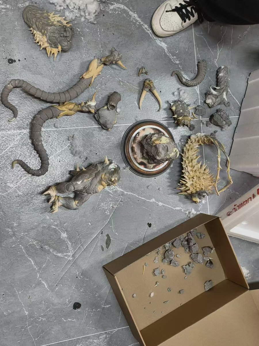 幻想造物【WF冬-5-08-06】 tweet media