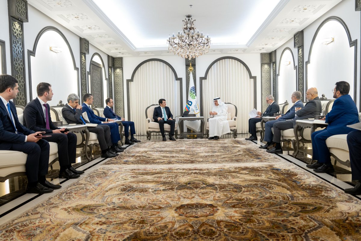 IsDB Group tweet media