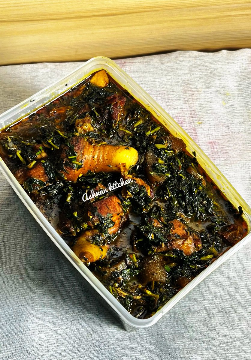 Ashnan_glam's tweet image. We deliver this bowl of delicious soups
#VegetableSoup 
#Okrosoup
#Eforirosoup 
Ps: Thank for choosing Ashnan kitchen 😍