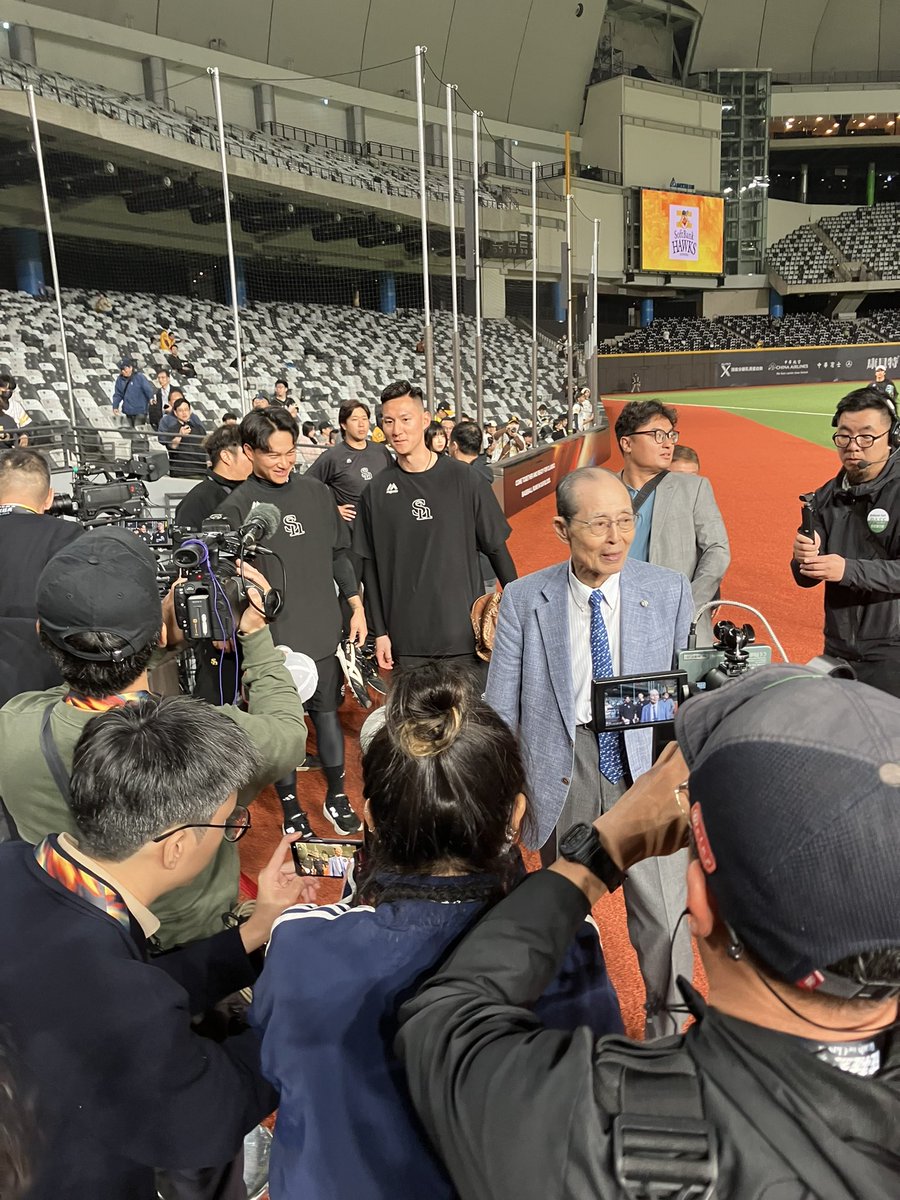 現地情報】 王貞治会長 #sbhawks