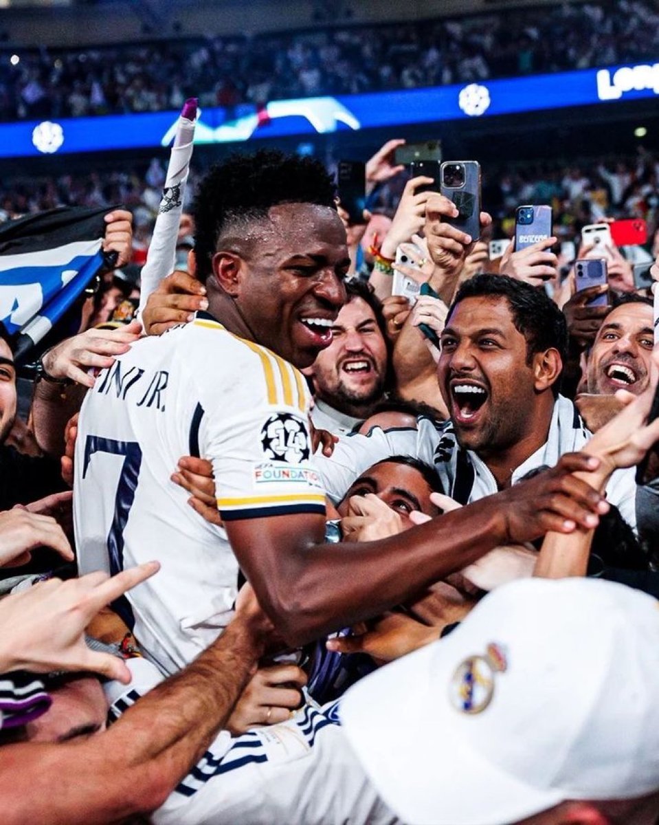 The Touchline | 𝐓 tweet media