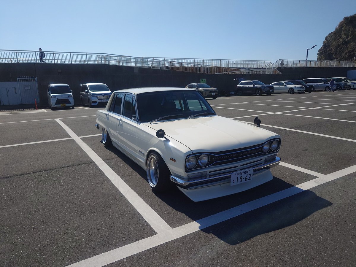 今週末天気良ければどっかに写真撮りに行こうかな