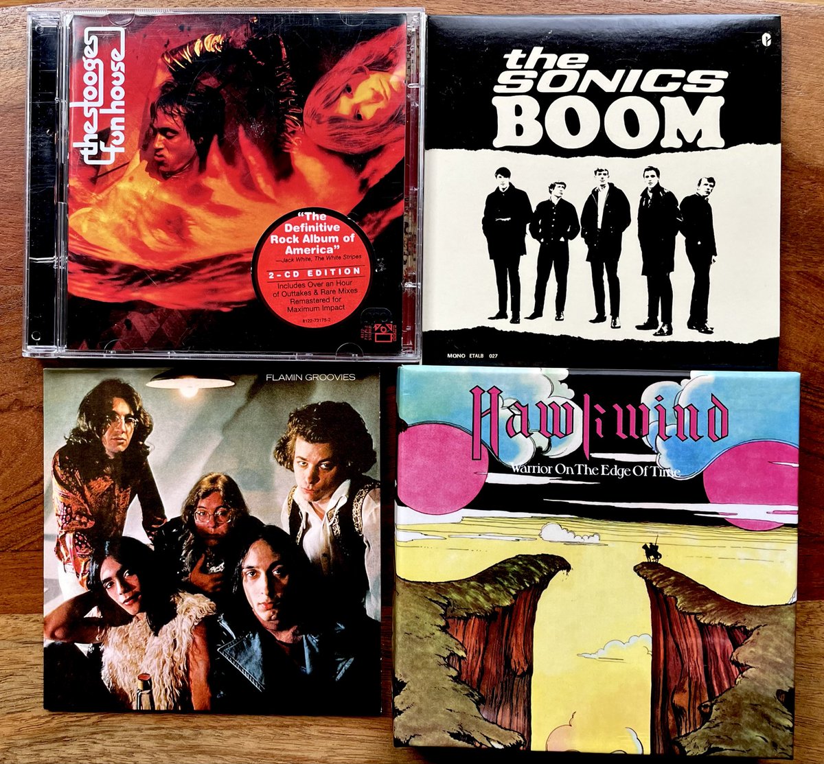 Goathea27735970's tweet photo. Tuesday 24/2/26
#TheStooges โ70
#FlaminGroovies โ70
#TheSonics โ66
#Hawkwind โ75 (Steve Wilson stereo remix 2013) https://t.co/jPGw3KMowQ