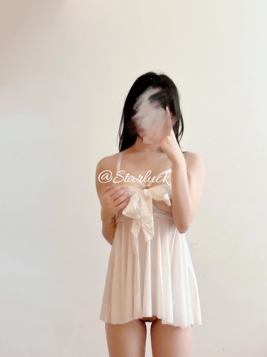 Starluck tweet media