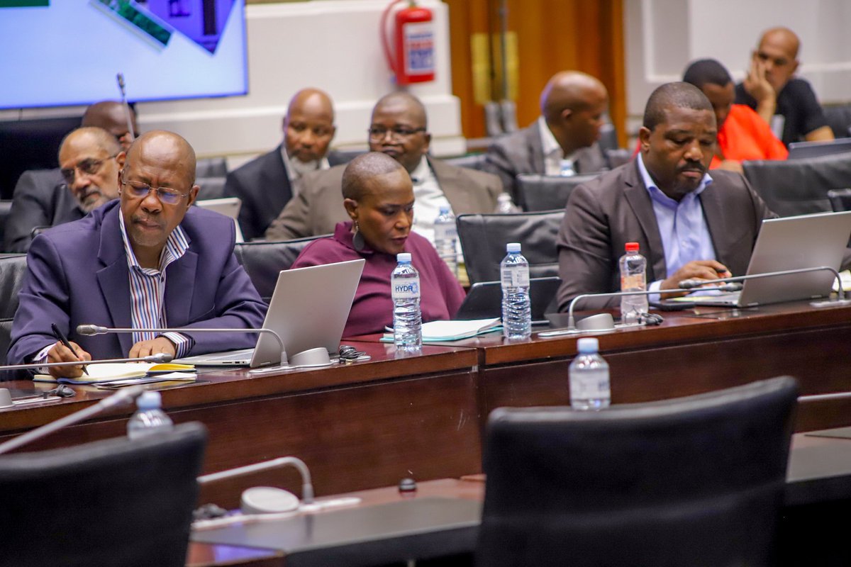 Department of Human Settlements tweet media