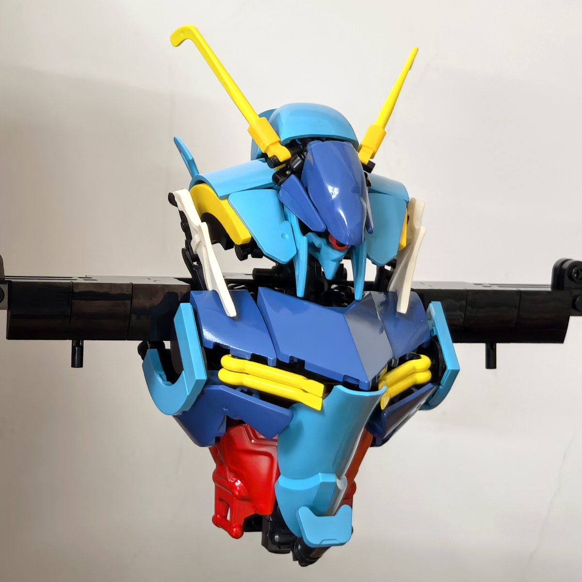 Smile Leo tweet media