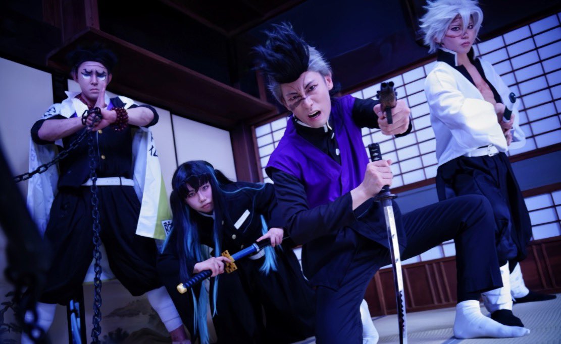 鬼滅の刃 ： Cosplay

📿 『 いいな…一気に畳み掛ける…！！ 』

                    「「 了解 」」

🍃・可璃さん(<a href="/207_fish/">🍶🍻可璃 🥃🍷</a> )
🔫・カルラルさん(<a href="/karuraru/">カルラル</a> )
🌫・くるさん(<a href="/ru_kuru1/">くる🍯🌺a!3/22</a> )

📸・紫闇さん(<a href="/sian0414_sub/">📸🔰紫闇(しあん)@🍀撮影依頼受け付け中✨</a> )

 #2026猫の日の鬼殺隊併せ
#animecosplay