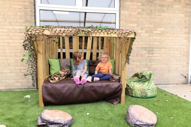 NewbyLeisureLtd's tweet image. Reading Hide📚

This Newby Leisure resource provides a welcoming space where children can unwind, explore imaginative play or enjoy some peaceful reading time✨

Buy Online👇
newbyleisure.com/shop/reading-h…

#OutdoorPlay #EarlyYears