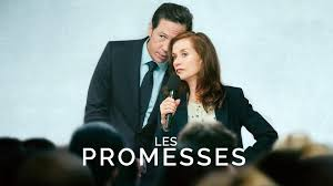 merlinpapin3's tweet photo. #AnecdoteCinéma sur le film #LesPromesses , Dans Les Promesses, Thomas Kruithof explore à nouveau une "mécanique de l’ombre" après le thriller avec François Cluzet sorti en 2017 : celle des tractations politiques. Après l’élection présidentielle de 2017, le réalisateur voulait s'intéresser au courage politique et il lui a semblé que c'est à l’échelon local qu'il persiste. Il a alors rencontré Jean-Baptiste Delafon, le co-créateur de Baron Noir, qui travaillait sur un portrait de maire de banlieue. Thomas Kruithof se rappelle :
"Il avait déjà rassemblé de la documentation, on a continué à rencontrer des maires, des acteurs du secteur associatif, ça s’est enrichi au fur et à mesure... J’ai trouvé qu’il y avait une matière humaine et sociale passionnante et viscérale autour du problème des copropriétés dégradées et des marchands de sommeil."
"Ce qu’il y a de commun avec mon premier film, c’est le rapport de l’individu face au système. Dans La Mécanique de l’ombre, c’était plus ouvertement kafkaïen, mais là, au sein de cette cartographie de la vie politique, on perçoit qu’il y a différents échelons de décision, et que les individus doivent se débrouiller avec... Le maire occupe une place à part dans ce système : il fait la liaison entre le peuple et l’Etat. Il connaît les prénoms et les noms de ses administrés et en même temps, il est exposé à l’état central."
"La promesse, c’est l’unité monétaire en politique. C’est ce que les personnages échangent tout au long du film. Mais ce sont aussi les promesses que l’on se fait à soi-même, la ligne de conduite qu’on se promet de suivre. J’aime ce mot, il est très concret, mais il a aussi un sens moral et donc intime."
Pendant l'écriture du scénario (qui a duré trois ans), Thomas Kruithof et Jean-Baptiste Delafon ont rencontré, en banlieue parisienne, beaucoup de maires aux couleurs politiques différentes. Le premier explique : "On a attrapé des fragments de vie, des petites scènes qui nous ont inspirés. Toujours ce double rapport avec les citoyens et avec les instances au-dessus d’eux... Même le maire d’une ville de 50 000 habitants reçoit chaque semaine des citoyens, écoute leurs doléances, c’est un métier de terrain. En banlieue, les lignes politiques ont bougé, il y a une variété de tendances mais un consensus sur l’action à mener en ce qui concerne l’habitat insalubre."
Thomas Kruithof et le directeur de la photographie Alex Lamarque ne voulaient pas adopter les codes du cinéma réaliste social, avec une caméra à l'épaule. Le metteur en scène développe : "Je voulais que la caméra ne bouge que si les personnages bougent, et que la mise en scène traduisent les rapports de force entre les protagonistes. Le travail du chef-décorateur Olivier Radot a été également très inspirant, il a apporté sa vision et a su aussi se débrouiller avec des moyens limités.
Il y a en effet beaucoup de décors dans le film, et il s’agissait de travailler leurs contrastes pour raconter toutes les strates sociales. Avec concision, en suivant les personnages. Par exemple, il fallait que l’on comprenne en une poignée de secondes ce qu’est un marchand de sommeil à travers le décor de l’appartement-dortoir. Et au cœur du film, le motif de l’escalier s’est imposé naturellement : l’escalier chez Clémence, celui du Grand Paris, de Matignon, de la cité..."
Le film a été tourné à Clichy-sous-Bois, une commune d'environ 30 000 habitants située dans le département de la Seine-Saint-Denis à une dizaine de kilomètres de Paris. Reda Kateb se souvient : "C’est un univers que je connais un peu, j’ai grandi à Ivry sur Seine, dans une cité un peu moins délabrée mais avec des codes communs. J’ai repensé à l’accueil très généreux que nous avons reçu."
"Le premier jour, je suis reparti avec un couscous qu’un des gars de la sécurité avait fait pour moi, il m’attendait à la sortie du maquillage avec du couscous pour 15 personnes ! Et j’ai aimé toutes les scènes de porte-à-porte : souvent, j’étais face à des comédiens non-professionnels, et j’aime bien jouer avec eux, être aussi vrai que les gens vrais que j’ai en face de moi. J’ai tout aimé dans ce tournage."
Grégoire Auger avait déjà signé la bande-originale de La Mécanique de l’ombre. Thomas Kruithof raconte : "C’est une musique en suspension, faite de notes ascensionnelles qui vont les unes vers les autres, avec notamment des « glissandos » et des « portamentos » de violons. Il y a un thème principal qui ouvre et ferme le film, et dont les harmonies ont été déclinées sur le reste du film."
Dans le film, le spectateur ignore à quel parti Clémence appartient. Thomas Kruithof a en effet fait le choix de laisser de côté l’idéologie pour se concentrer sur le combat quotidien des protagonistes. "D’ailleurs, c’est un film sur la politique mais où l’on parle plus d’argent que d’idées... Plus largement, les « back stories » des personnages m’ennuient. Je trouve plus intéressant de donner quelques pistes, à chacun de se faire son idée", précise le metteur en scène.
@FredOL69007
❤️si vous aimez