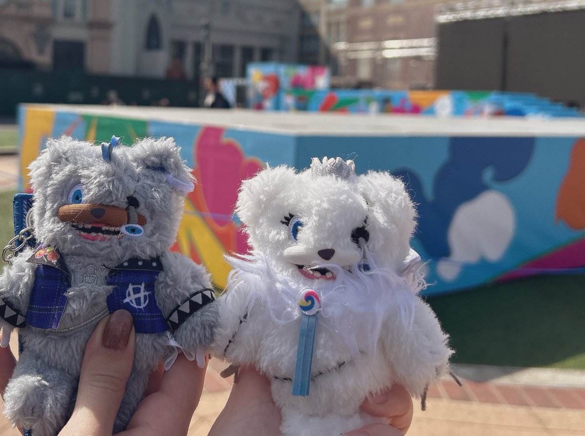 YURUl_Yu's tweet photo. この間お友達とユニバ行ってきたよ〰️🥹💗
3ヶ月ぶりだったからめちゃくちゃ楽しかった〰️〰️❕ https://t.co/IPdTUGeWPX