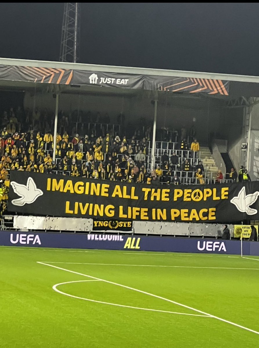 ❝Imagine all the people living their lives in peace.❞

📍Bodø/Glimt, Norway