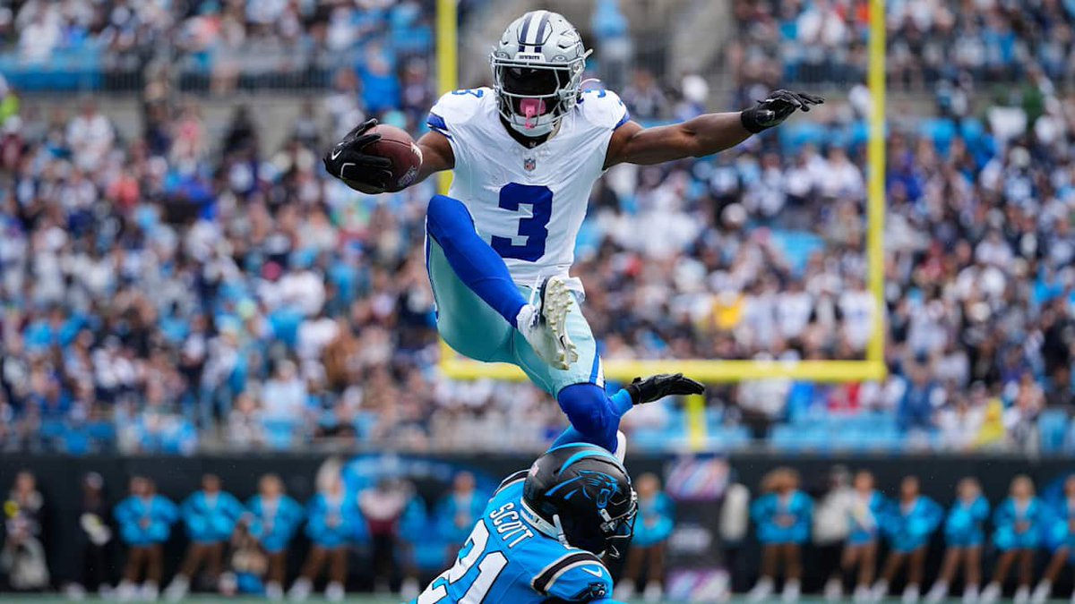 100yardas_'s tweet photo. 🚨NOS VEMOS ESTA TARDE EN 100YARDAS‼️

⏰17h🇪🇸/10h🇲🇽
🏈¡Pickens y Pitts retenidos, Javonte renovado y lío con Trent Williams! Además, hacemos match de QBs
🎙️@PonsetiRadio @luisvjones @AitorManzano_ y @sagastiker
📍En directo en YouTube y Twitch

¡Vente y participa con nosotros! https://t.co/PtQWGV4o4B