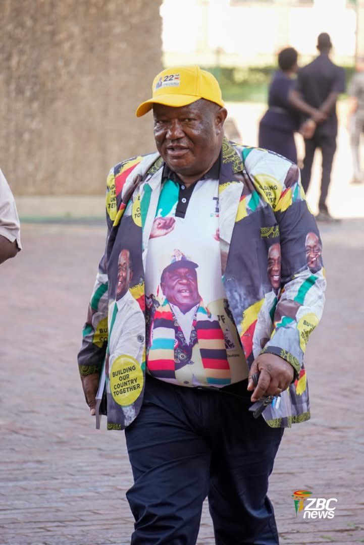 harmaineRopafa1's tweet image. ZANU PF Politburo convenes for its 390th Ordinary Session at the Party Headquarters in Harare, with senior members in attendance.
#ZANUPF
#TrustED
#WorkingTowardsVision2030

@zanupfbyoinfo @zanupfbyoarea1 @zanupf_patriots @ZANUPF_Official @ChinamasaPA @ZanuPFMabvuku @OpenParlyZw