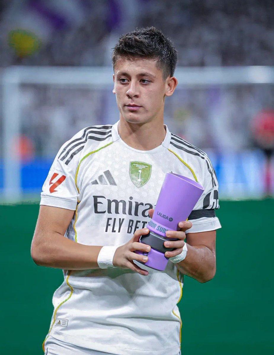 🚨 Arda Güler at Real Madrid:

• 1x UCL
• 1x La Liga 
• 1x UEFA Super Cup 
• 1x FIFA Intercontinental Cup

All before the age of 21. 🤩