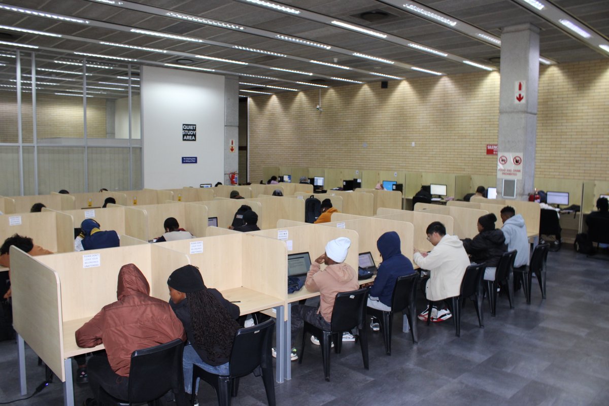 MandelaLibrary's tweet photo. Classes are in full swing!

Need help with research or assignments? The Library is here for you. From finding credible sources to polishing your research paper.
Contact your Faculty Librarian today! https://t.co/zqfxfC1mvl
#LibrarySupport #StudentSuccess https://t.co/e6OulFAgZi