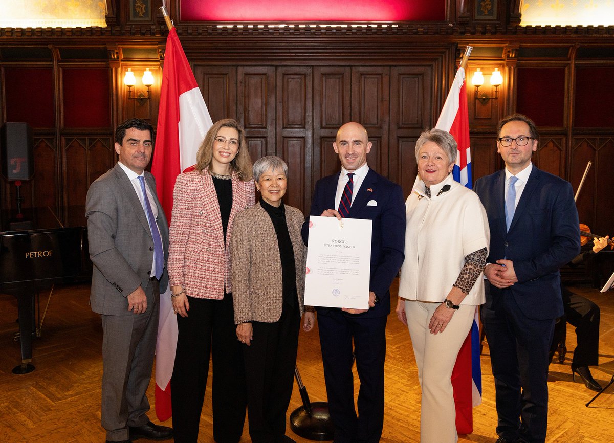 NorwayinVienna's tweet photo. Last week, the new Norwegian Honorary Consulate in Leobendorf, Lower Austria, was officially inaugurated, with Mag. Johannes Eric Kwizda appointed Honorary Consul. Sincere thanks to all who contributed to the memorable celebration at Korneuburg Town Hall!
📸 (c) feelimage/Matern https://t.co/FjN4olQaJb