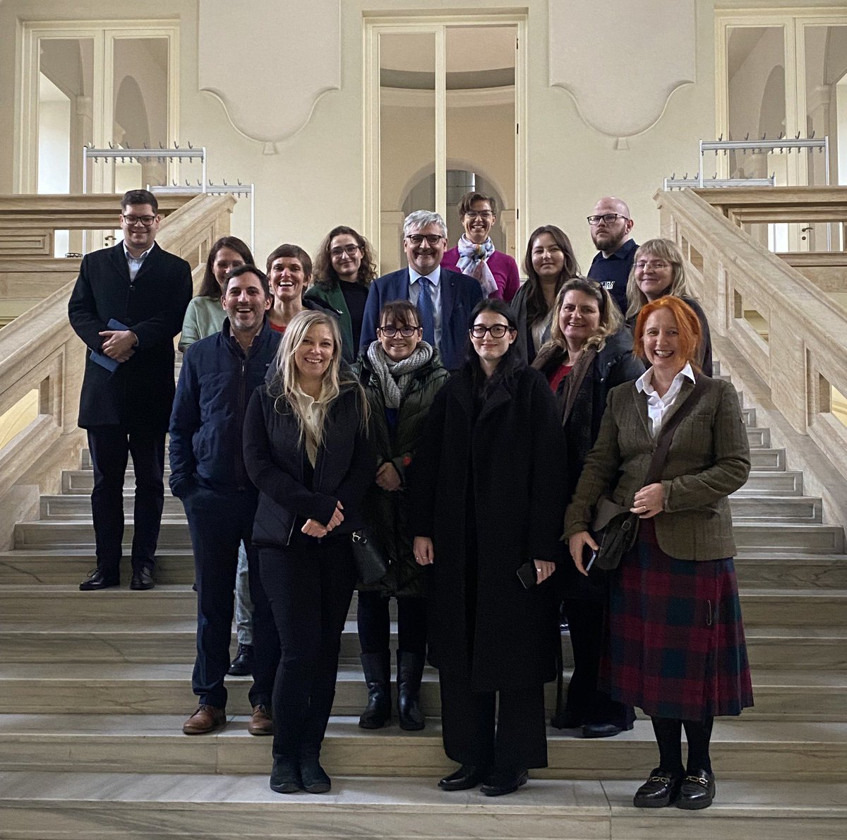 Diplomatická akademie MZV ČR tweet media