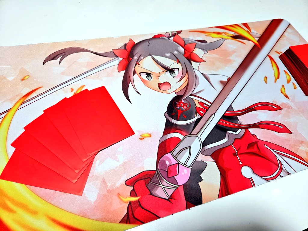 新作】 ｢三好夏凜 デスクマット｣ 600mm×300mmサイズのデスクマットです