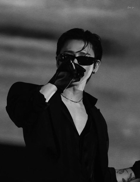 감.. tweet media