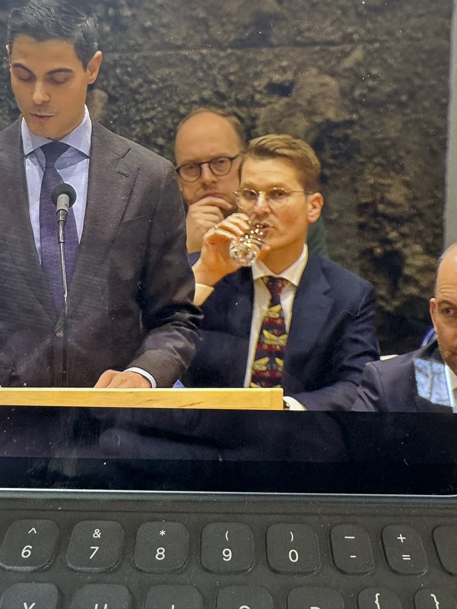 Jan Dijkgraaf tweet media