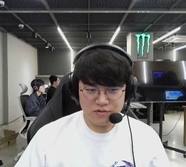 Hello Minhyungiee!! Hello Woojeangg!!