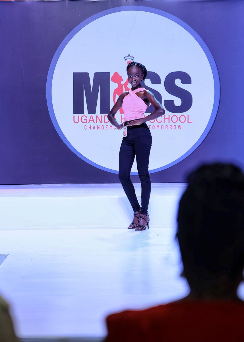 academyofqueens's tweet photo. The contestants stepped onto the grand finale stage in their breathtaking opening wear, setting the tone for an unforgettable evening of grace, power and pure royalty!

From shimmering sequins to elegant silhouettes that screamed confidence, each look was a statement. https://t.co/Q9UWsP8QQB