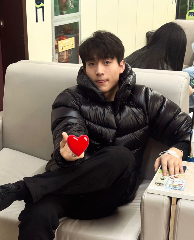 Buhitocl's tweet photo. もう限界です。点滴を打ってもらいます。 https://t.co/edgu6Cf2PI