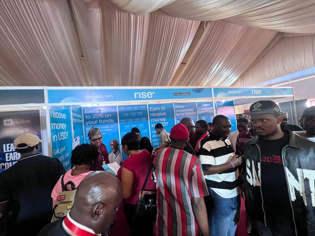 Risevest's tweet image. Enugu Tech Festival is officially LIVE! 🚀
We’re excited to be here as sponsors and speakers, connecting with builders, creators, and future industry leaders shaping Africa’s tech ecosystem.
If you're around, come say hello. We’d love to meet you
#EnuguTechFest #TechInAfrica