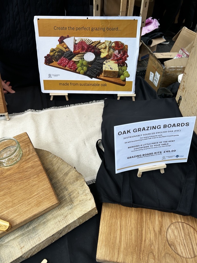 bethanyschkent's tweet image. Bethany’s Young Enterprise team, Jupiter, had a great day at Old Spitalfields Market in London yesterday!

Selling handcrafted oak grazing boards, spoons, tongs and bowls, the team gained real business experience and made a fantastic profit 👏

#bethanyschool #youngenterprise