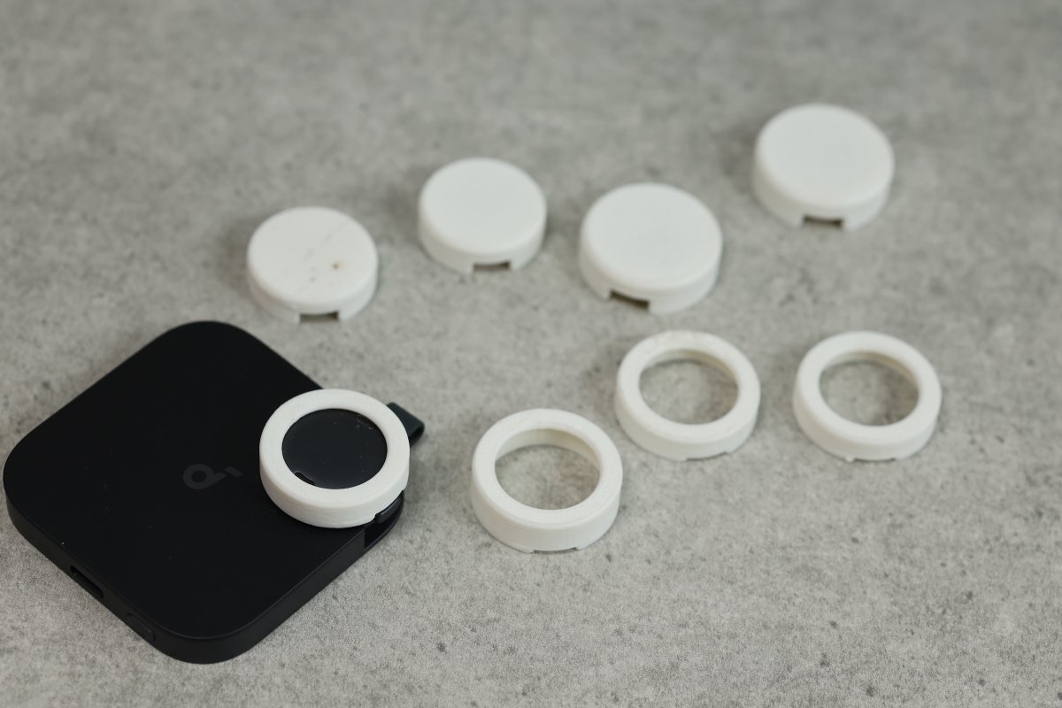 ThunderVolt_mag's tweet photo. Soundcore Workのスイッチがバッグの中で押されて、録音が始まってしまうので、たまたま3Dプリンターを入手した息子に、スイッチのカバーを付くってもらった。
ピタリと合うサイズを作るのは意外と大変。
でも、これで安心して使えそう。
https://t.co/qUDmFEHu91
#3Dプリンター #SoundcoreWork https://t.co/JqtpQIZ3jL