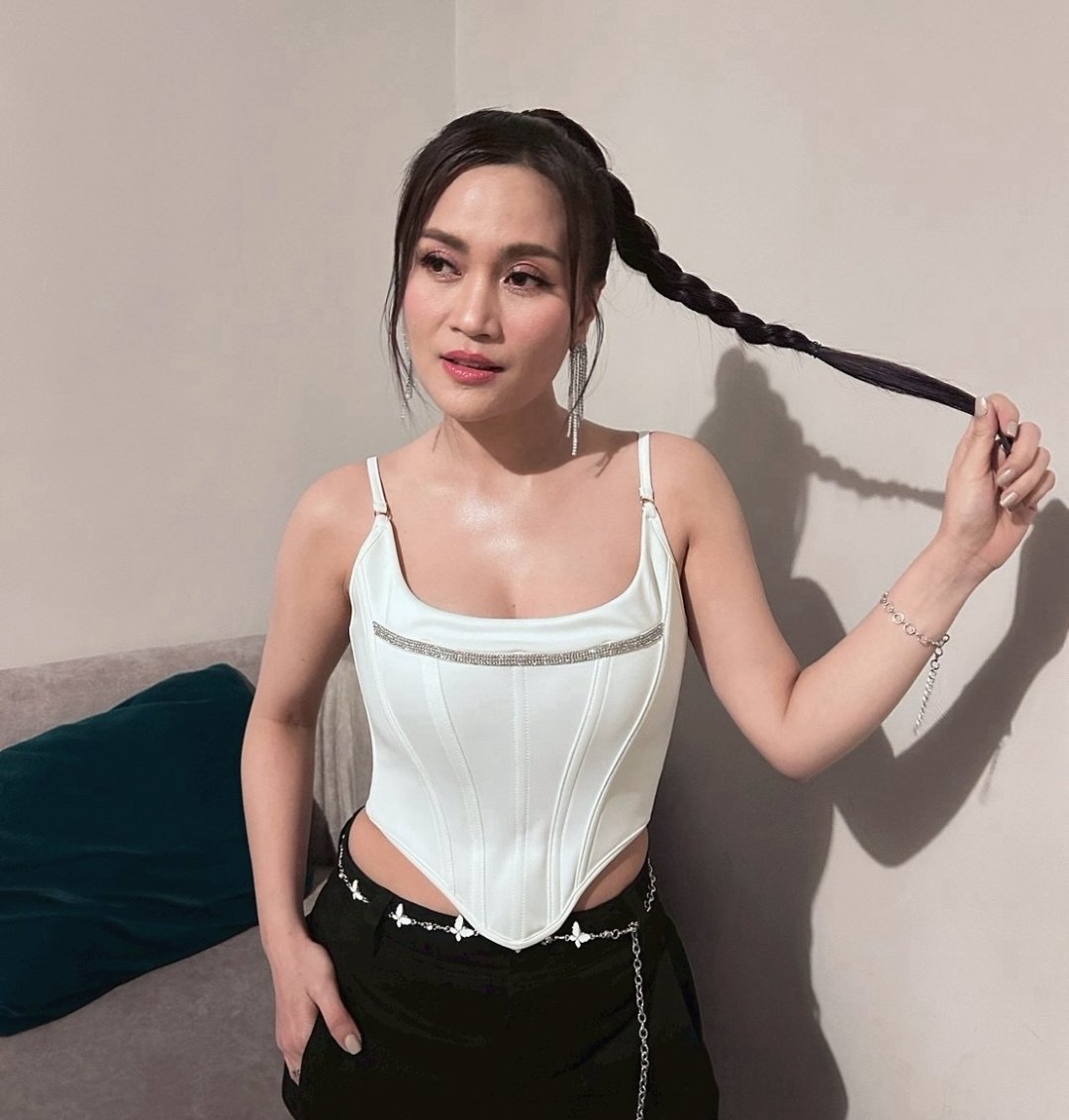 รวมพล คนน่าเย็ด tweet media