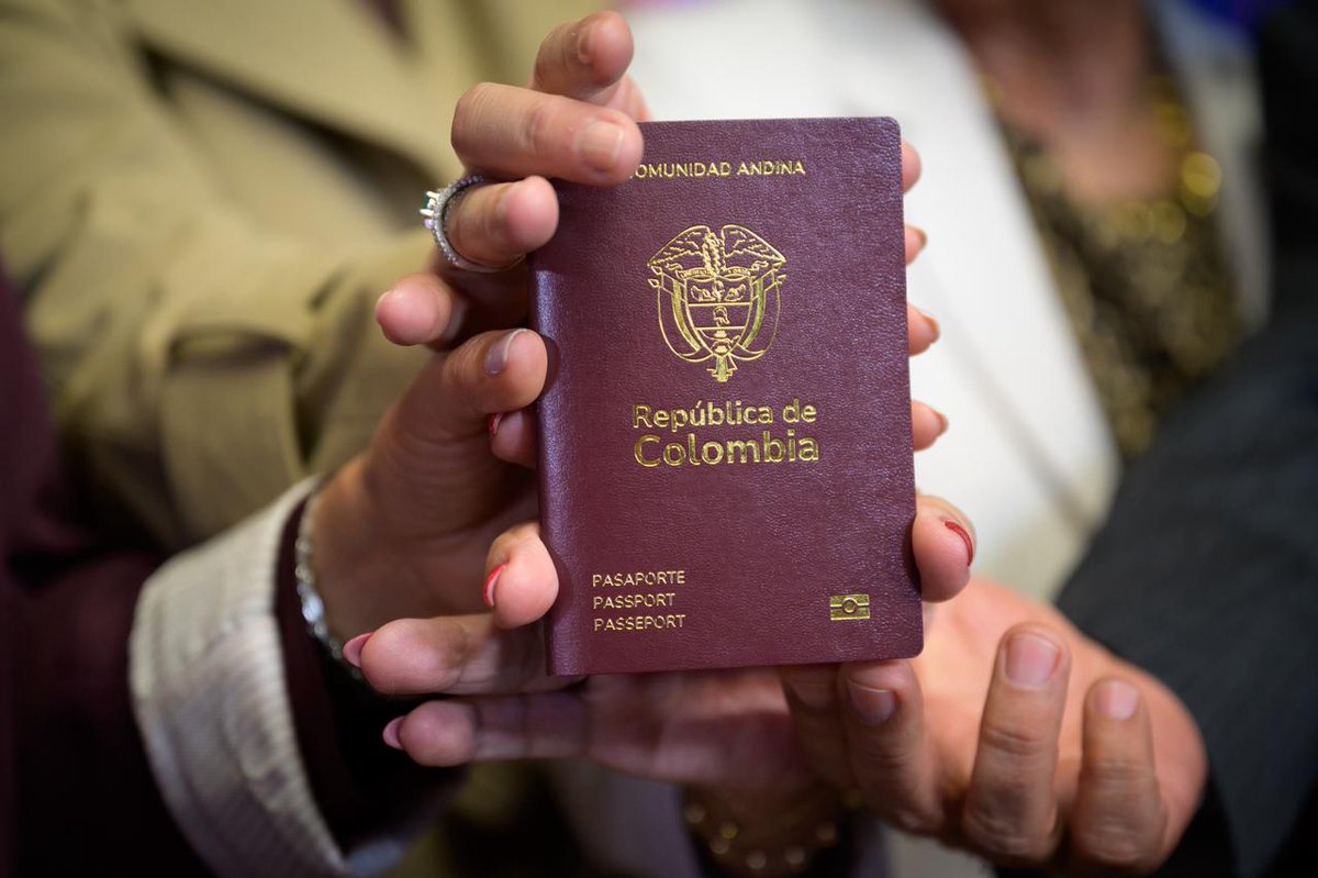Embajada de Colombia en el Reino de Suecia tweet media