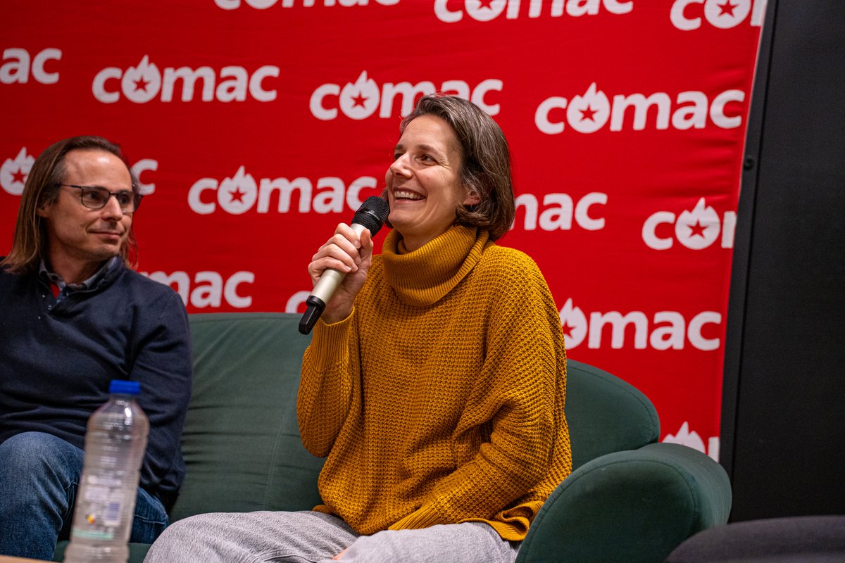 (C’est long. Mais ça vaut le détour😉)
𝙀𝙨-𝙩𝙪 𝙤𝙥𝙩𝙞𝙢𝙞𝙨𝙩𝙚 ?
Es-tu optimiste ? Voici la question qu’on nous a posée à Anne Delespaul — membre du Bureau du PTB et responsable de provinces — et à moi lors de 𝚕’𝙴́𝚌𝚘𝚕𝚎 𝙺𝚊𝚛𝚕 𝙼𝚊𝚛𝚡 organisée par Comac, le