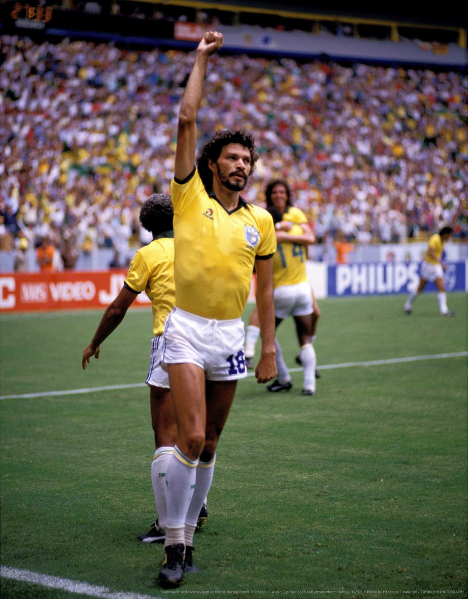 Antifa_Ultras tweet media