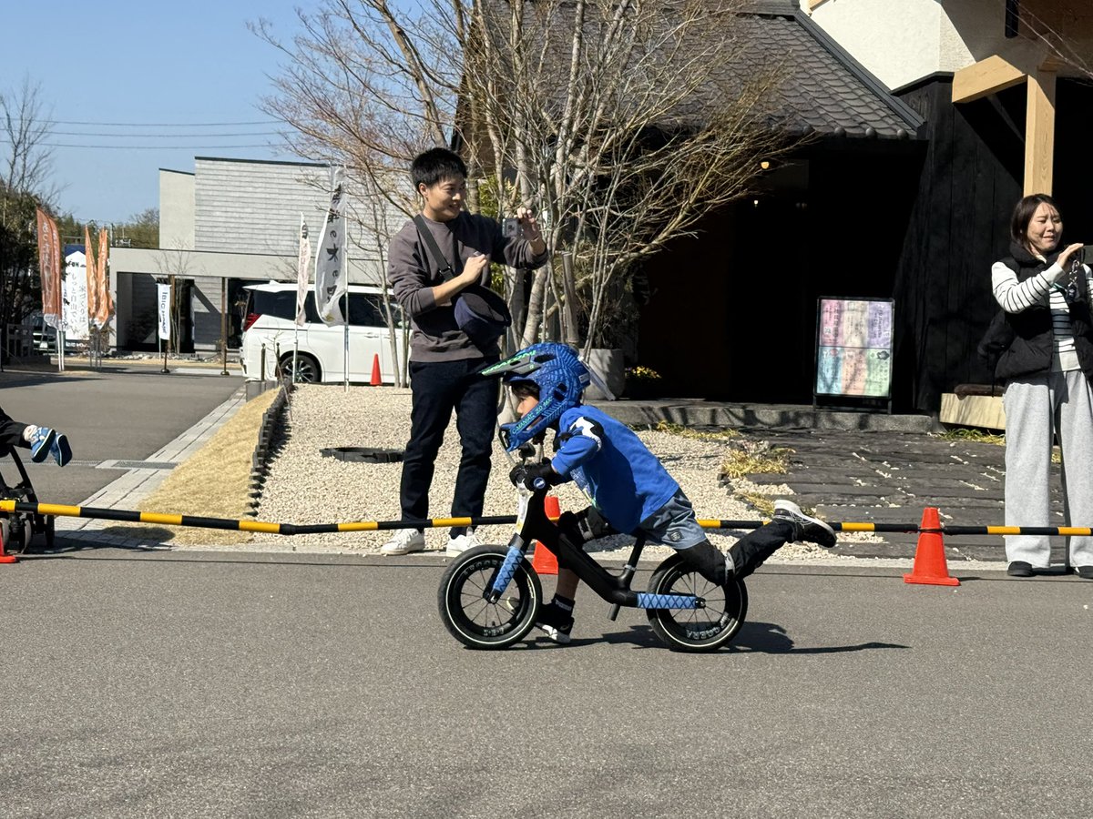 rusei_nou's tweet photo. 土曜日のレース長男優勝次男準優勝🏆
月曜日は長男3位次男5位👏

いろいろあったけど無事にレース参加できていい結果出せて感動しました https://t.co/fn0Pv4bNRE