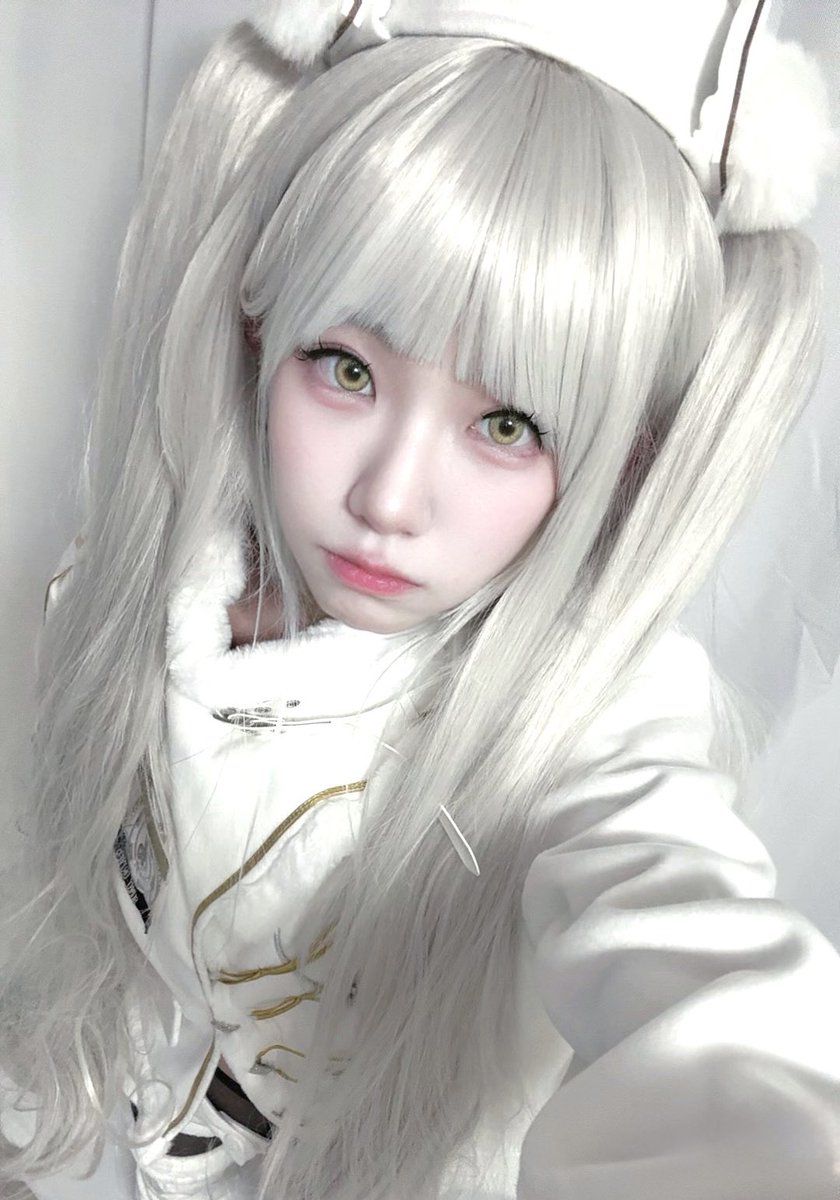 cos 勝利の女神：NIKKE ブラン🐰🍀フォーチュンエクスプレス