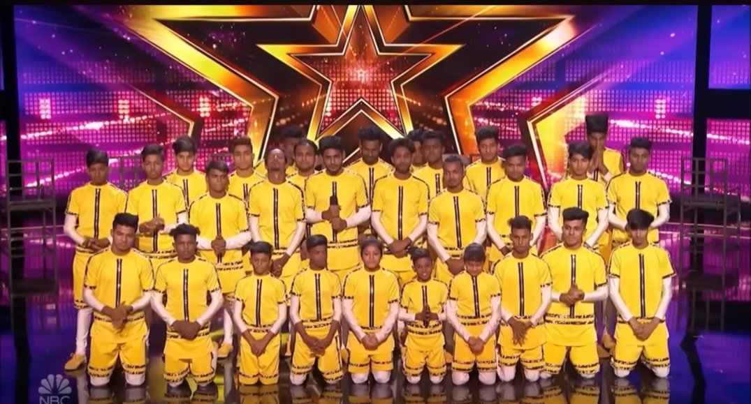 V Unbeatable dance team performed for #Toxic, choreographed by Imran Sardhariya.🔥

#ToxicTheMovie #Yash #YashBoss