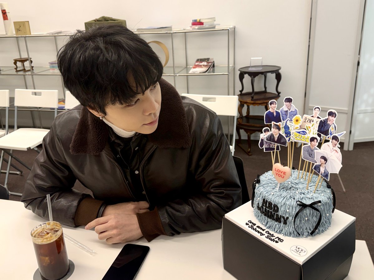 น่ารักทั้งคนทั้งเค้กเลย 🥹🥹