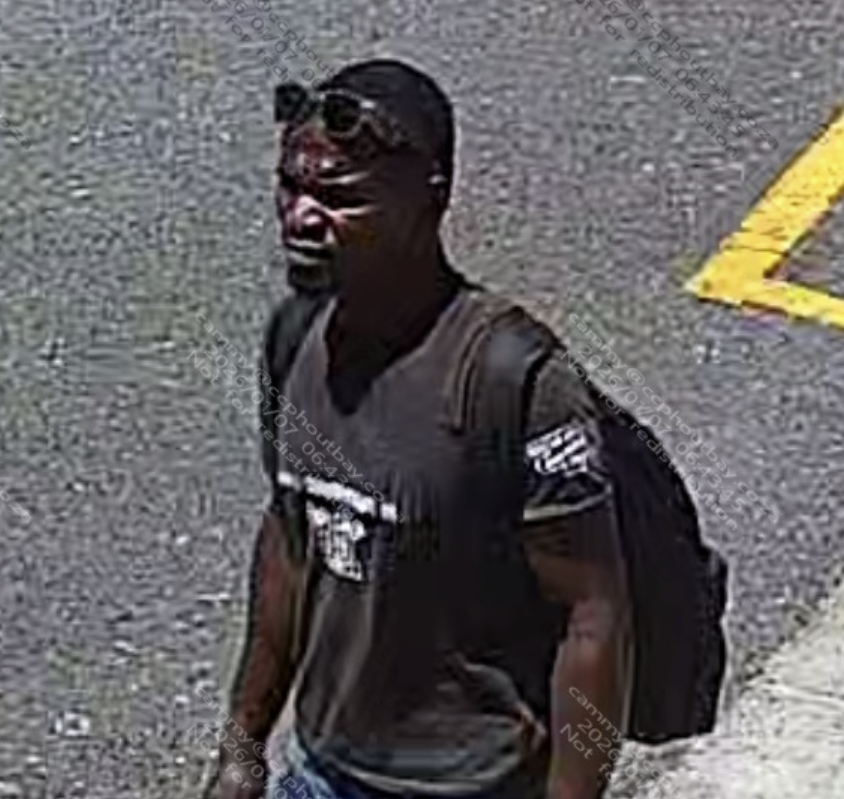 Recon1_ZA's tweet photo. Police seek public help to identify suspects in Camps Bay murder 🚨

Cape Town police are asking the public for assistance in identifying two persons of interest linked to the murder of 86-year-old Gerhard Ernst Kopatz, who was found dead at his home in Camps Bay.

Kopatz was reportedly assaulted, tied up, and strangled. Two cellphones, a laptop, and his bank cards were taken from the house.

Neighbours last saw him alive on 28 December 2025 at around 3:45pm. Street surveillance footage shows two unknown men leaving the property at approximately 4pm.

According to South African Police Service spokesperson FC van Wyk, the men’s identities are still unknown and they are considered persons of interest who may assist investigators.

Anyone with information is urged to contact the investigating officer, Adrian Pretorius, on 082 777 8499, or call Crime Stop on 08600 10111.