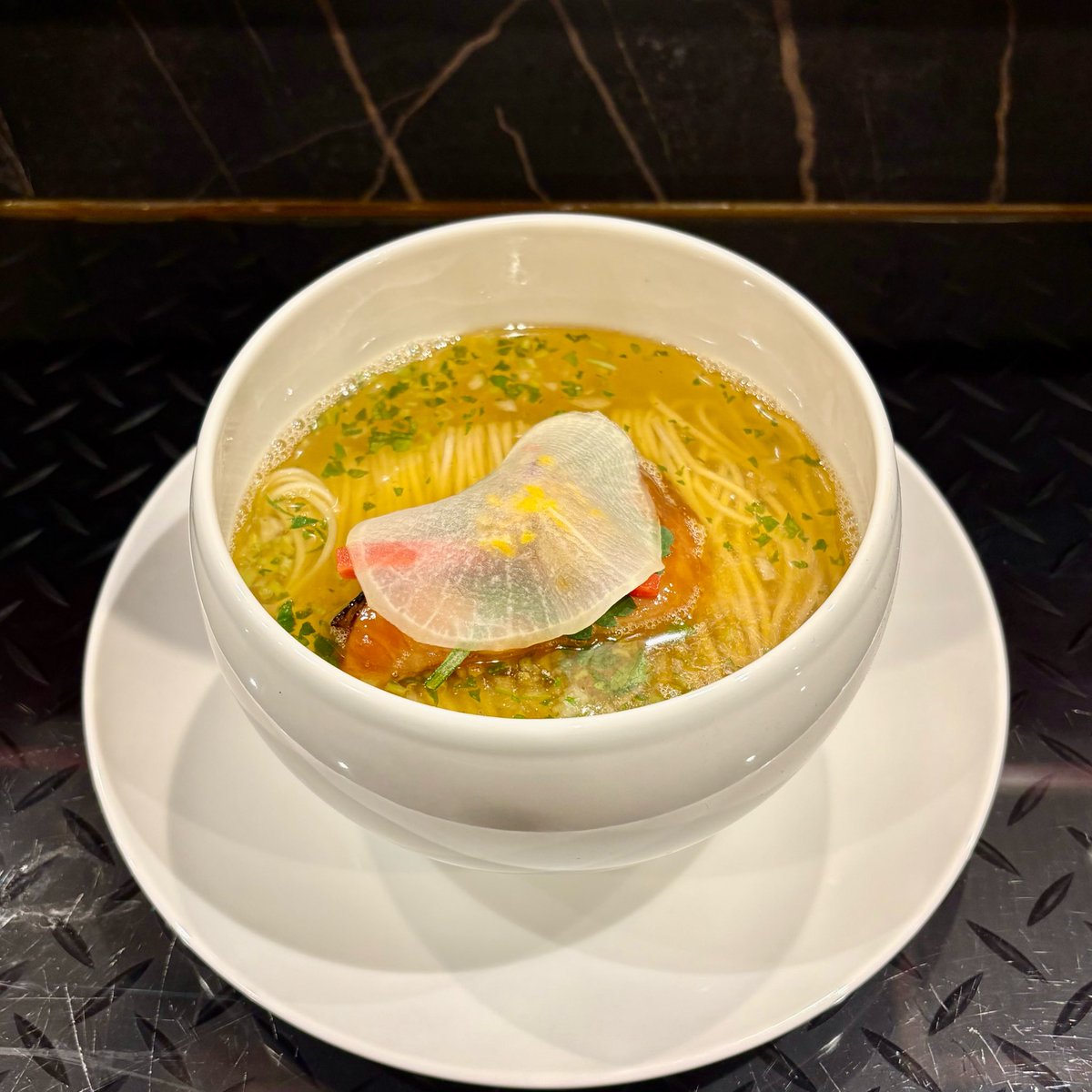 八咫烏 (@yatagarasukudan) / Posts / X